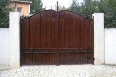 Artemis entrance gate