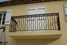 Provencal balustrade