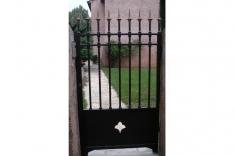 Athena side gate