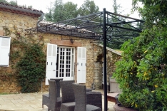Evita pergola